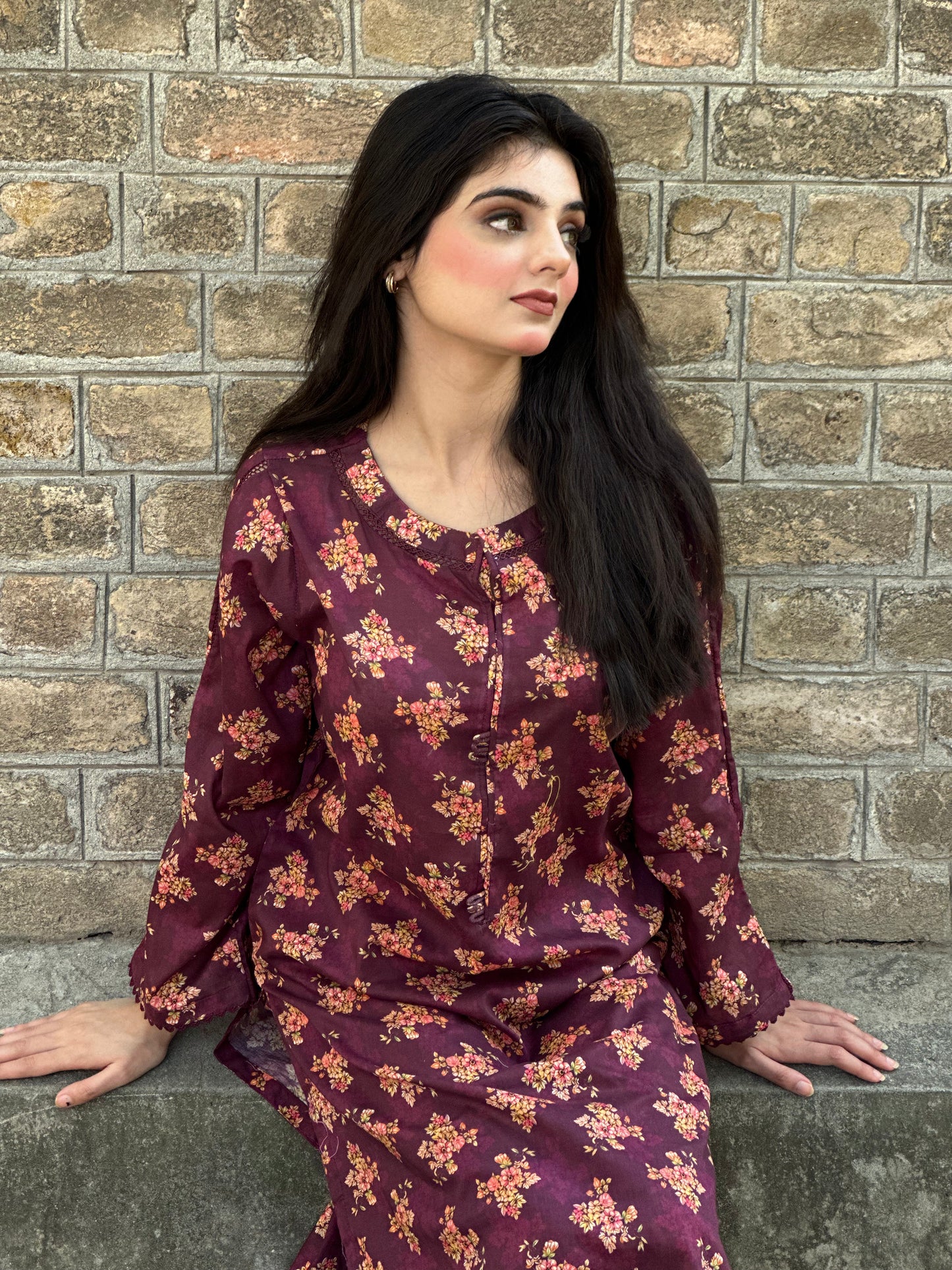 BinNoor Fab Lawn Stitched 2Pcs DE-LA06-P2-S052
