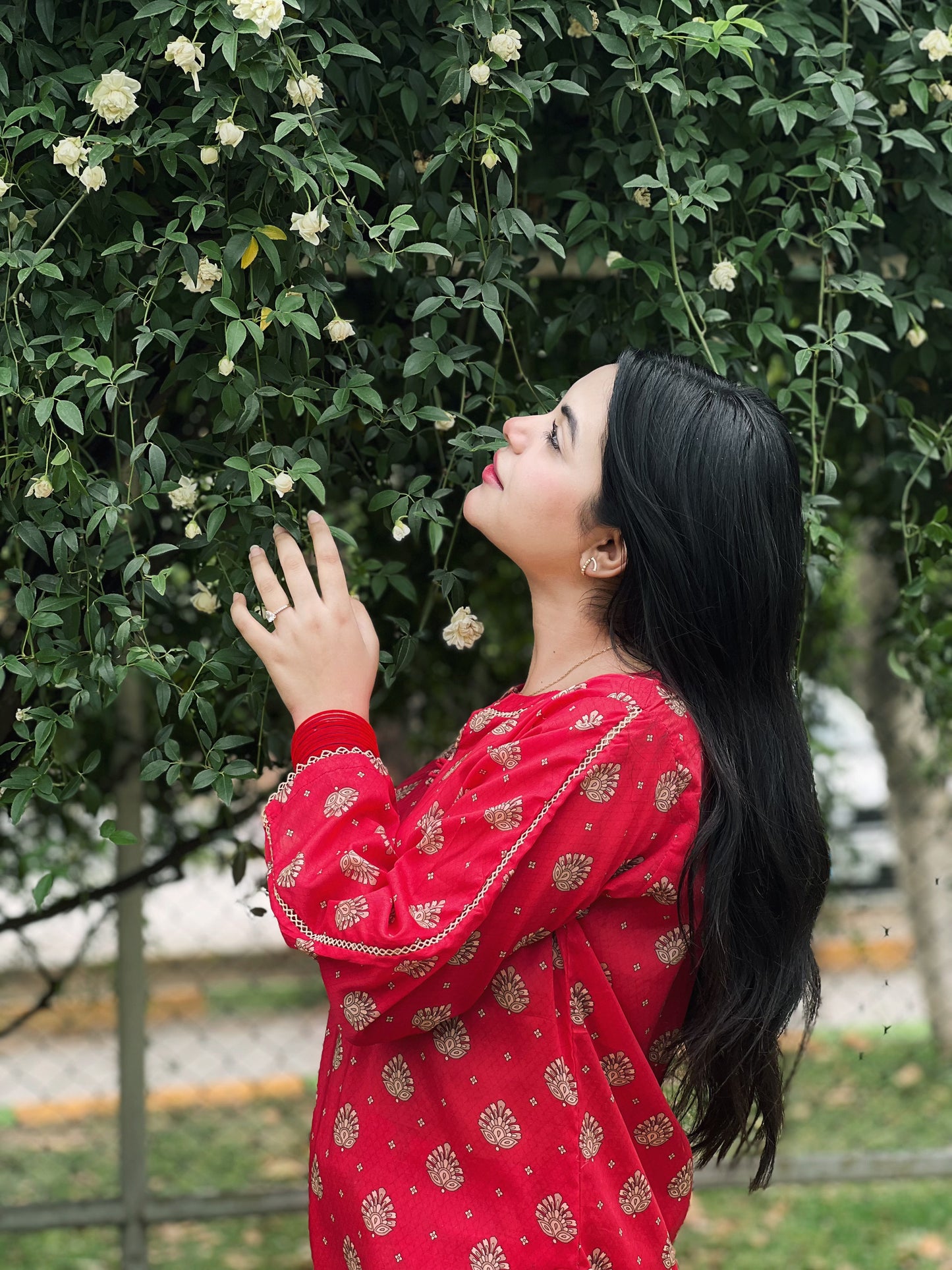 BinNoor Fab Lawn Stitched 2Pcs DE-LA06-P2-S045