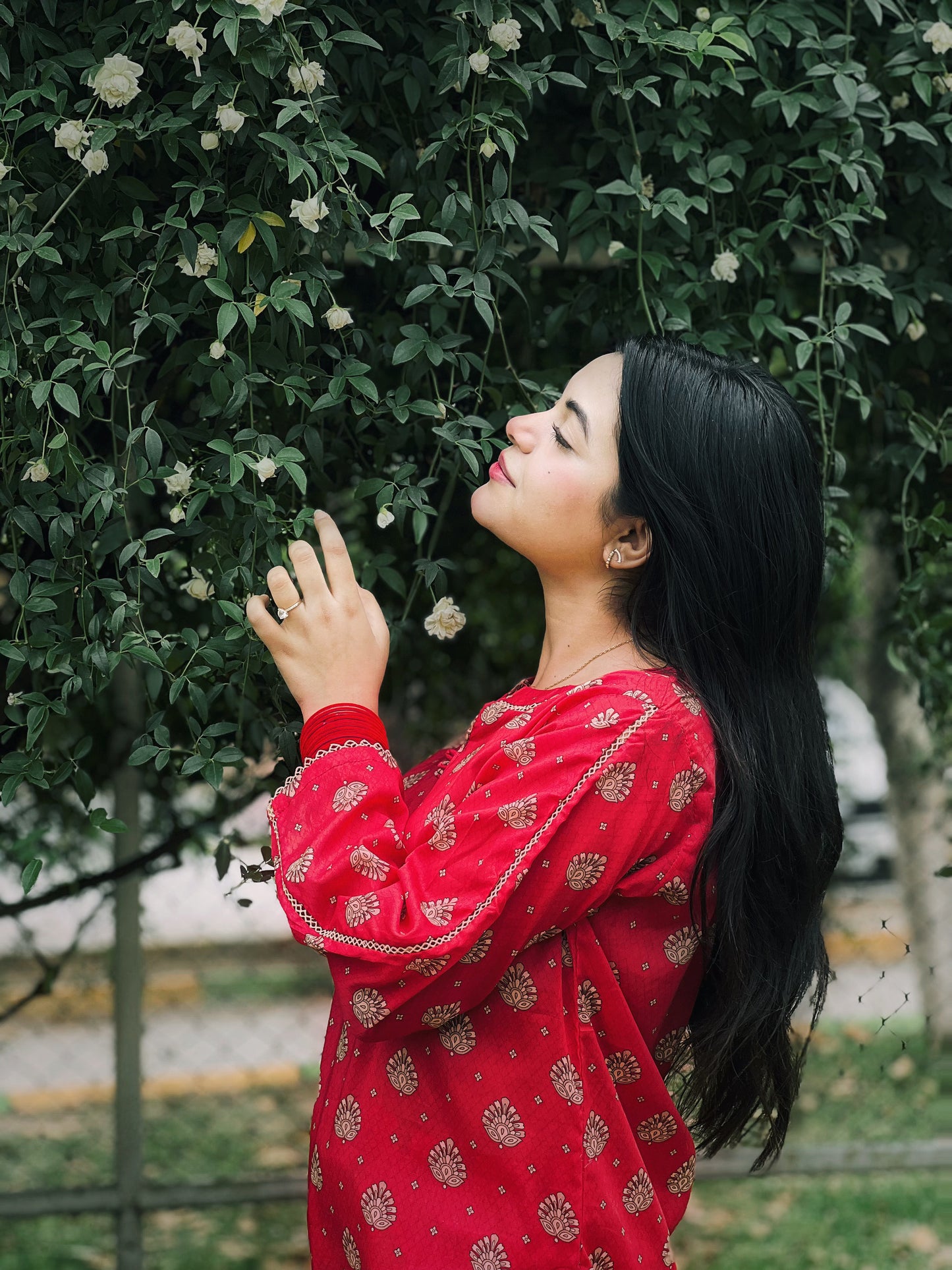 BinNoor Fab Lawn Stitched 2Pcs DE-LA06-P2-S045