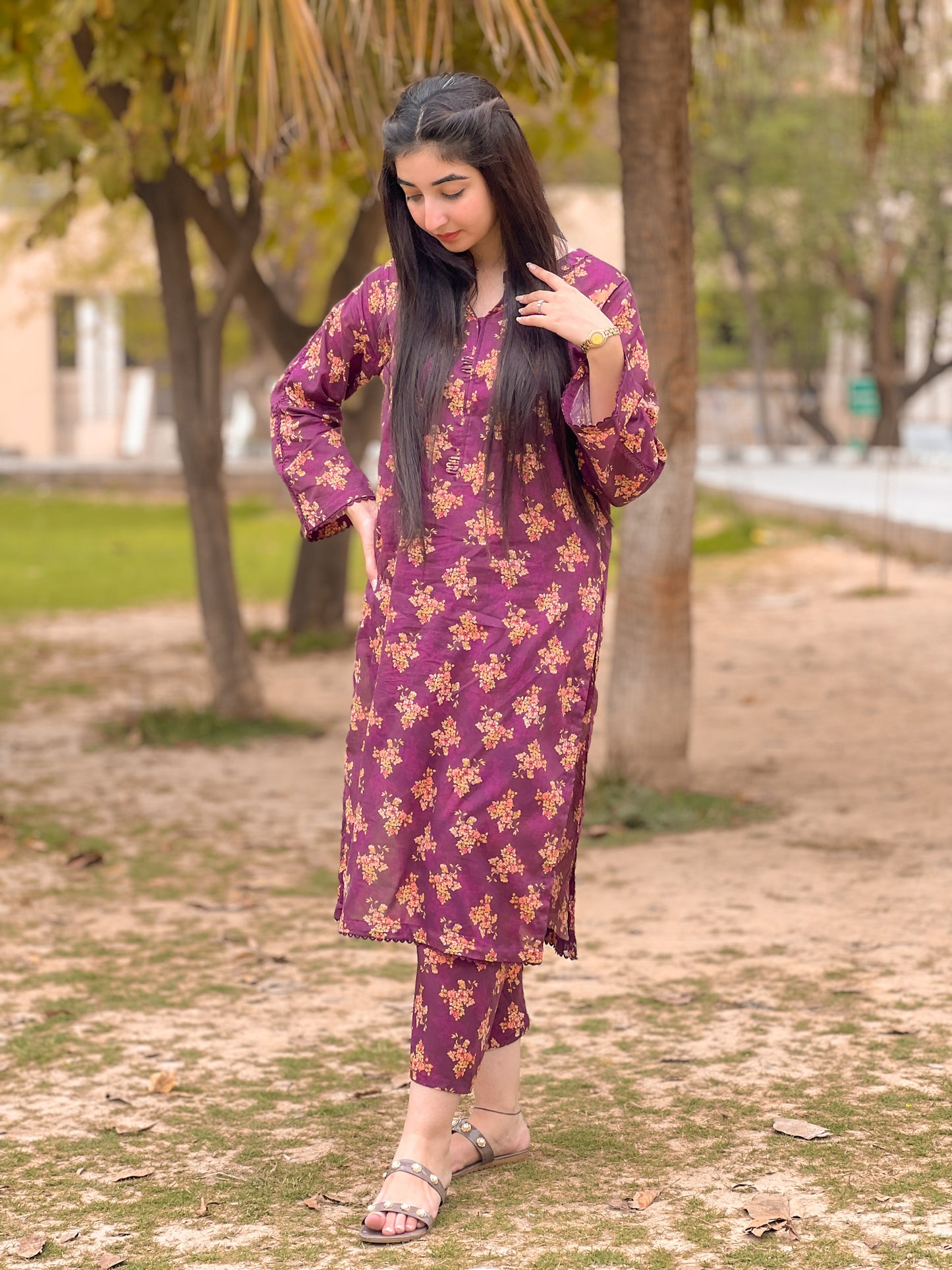 BinNoor Fab Lawn Stitched 2Pcs DE-LA06-P2-S052