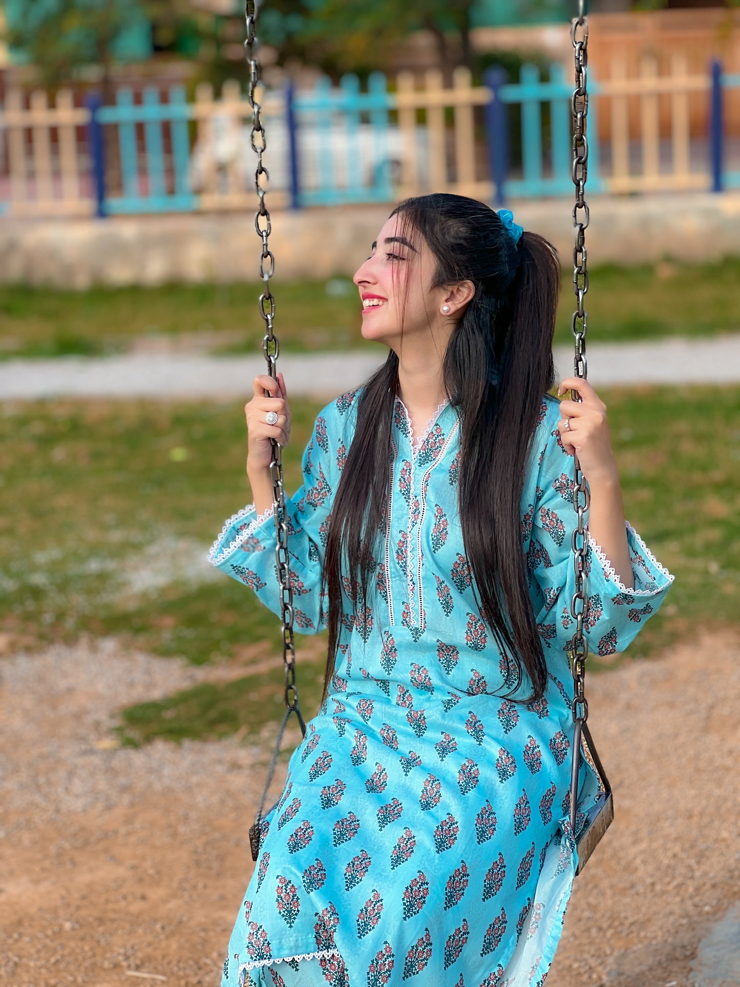 BinNoor Fab Lawn Stitched 2Pcs DE-LA06-P2-S050