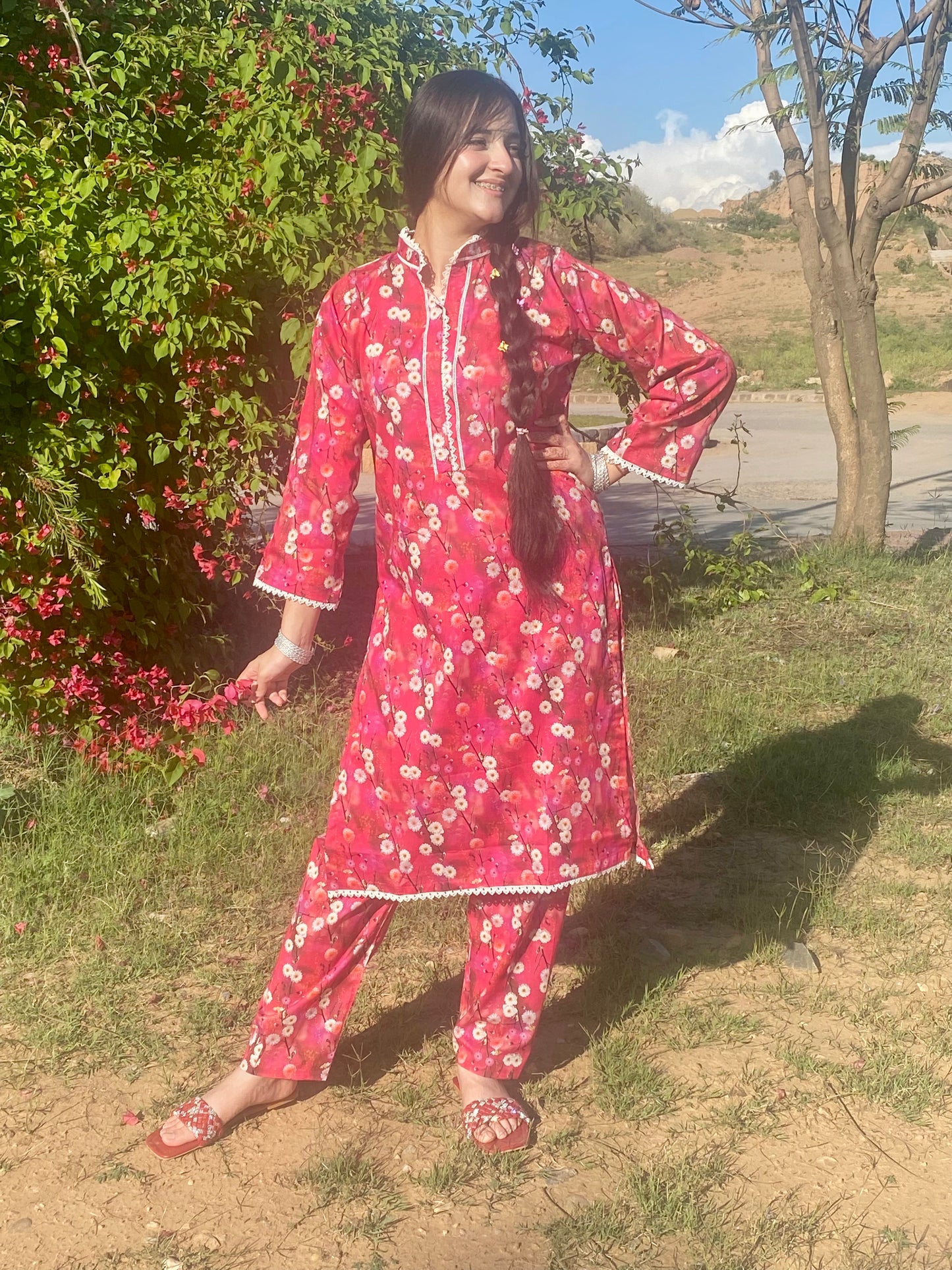 BinNoor Fab Lawn Stitched 2Pcs DE-LA07-P2-S055