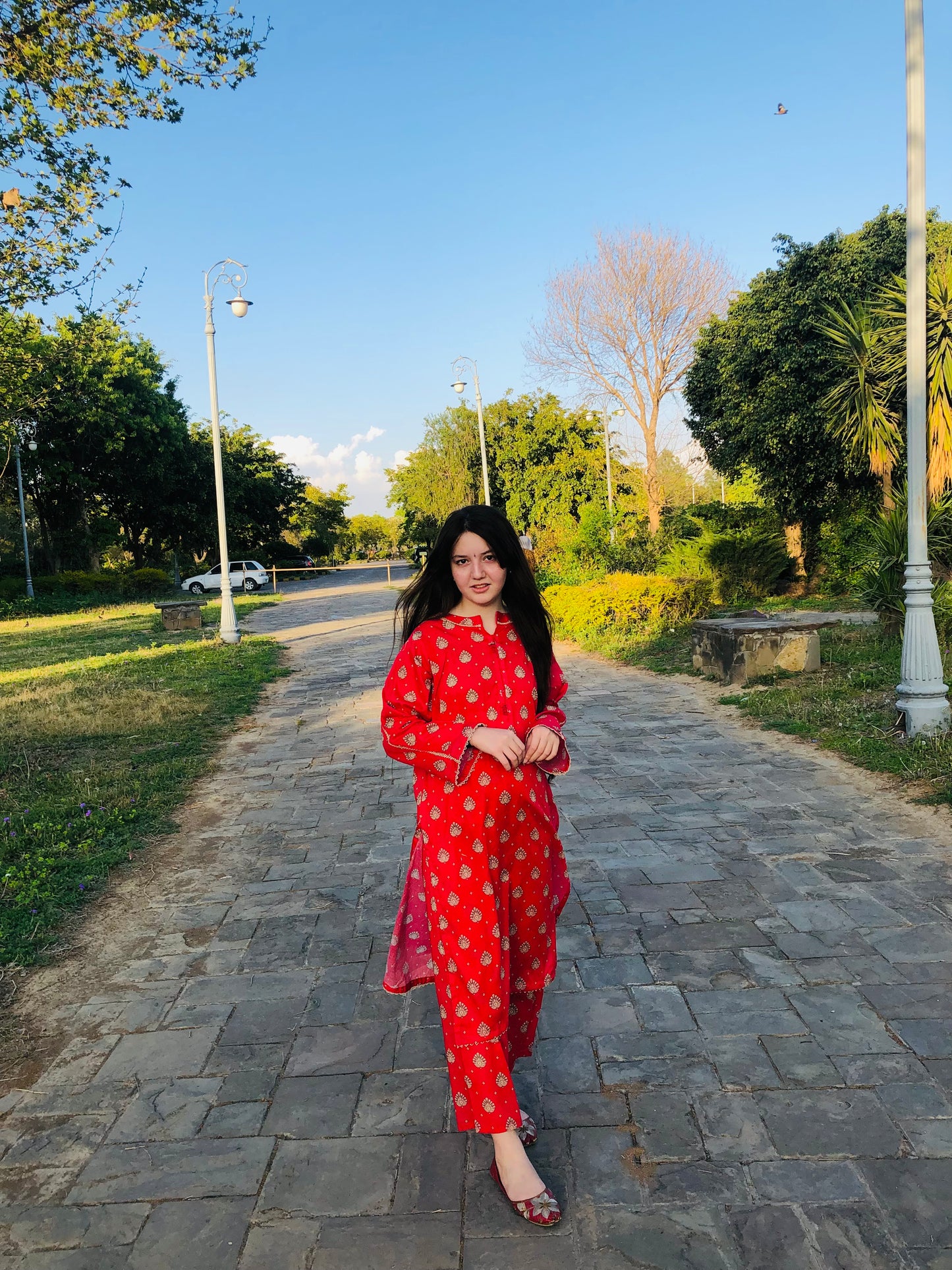 BinNoor Fab Lawn Stitched 2Pcs DE-LA06-P2-S045