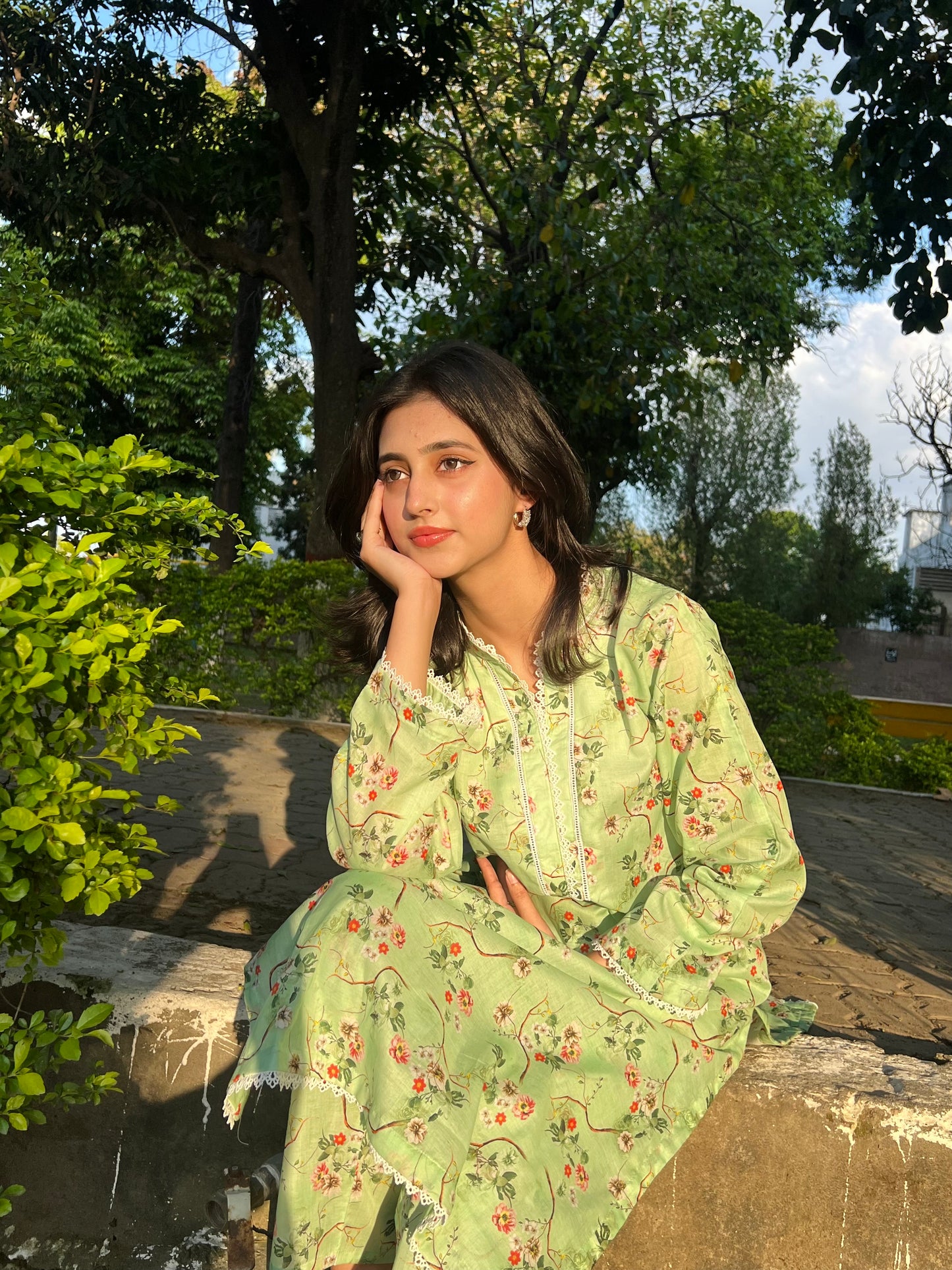 BinNoor Fab Lawn Stitched 2Pcs DE-LA07-P2-S057