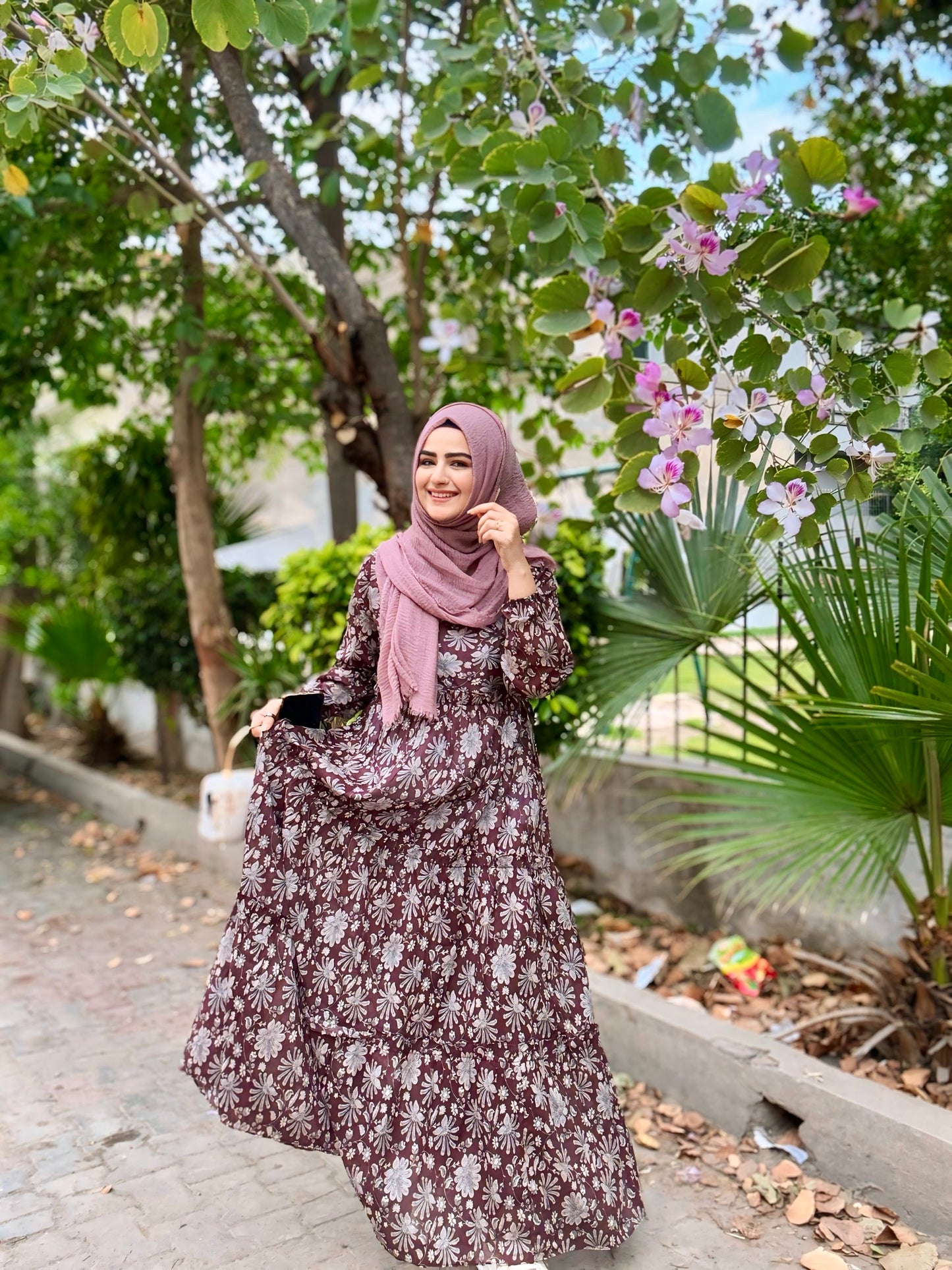 BinNoor Fab Lawn Stitched 2Pcs DE-LA08-P2-S081