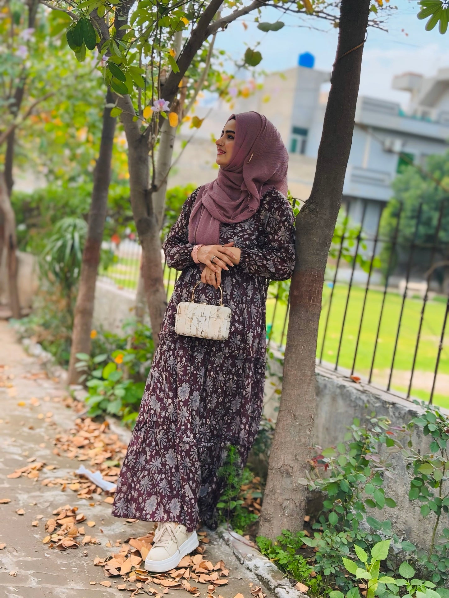 BinNoor Fab Lawn Stitched 2Pcs DE-LA08-P2-S081