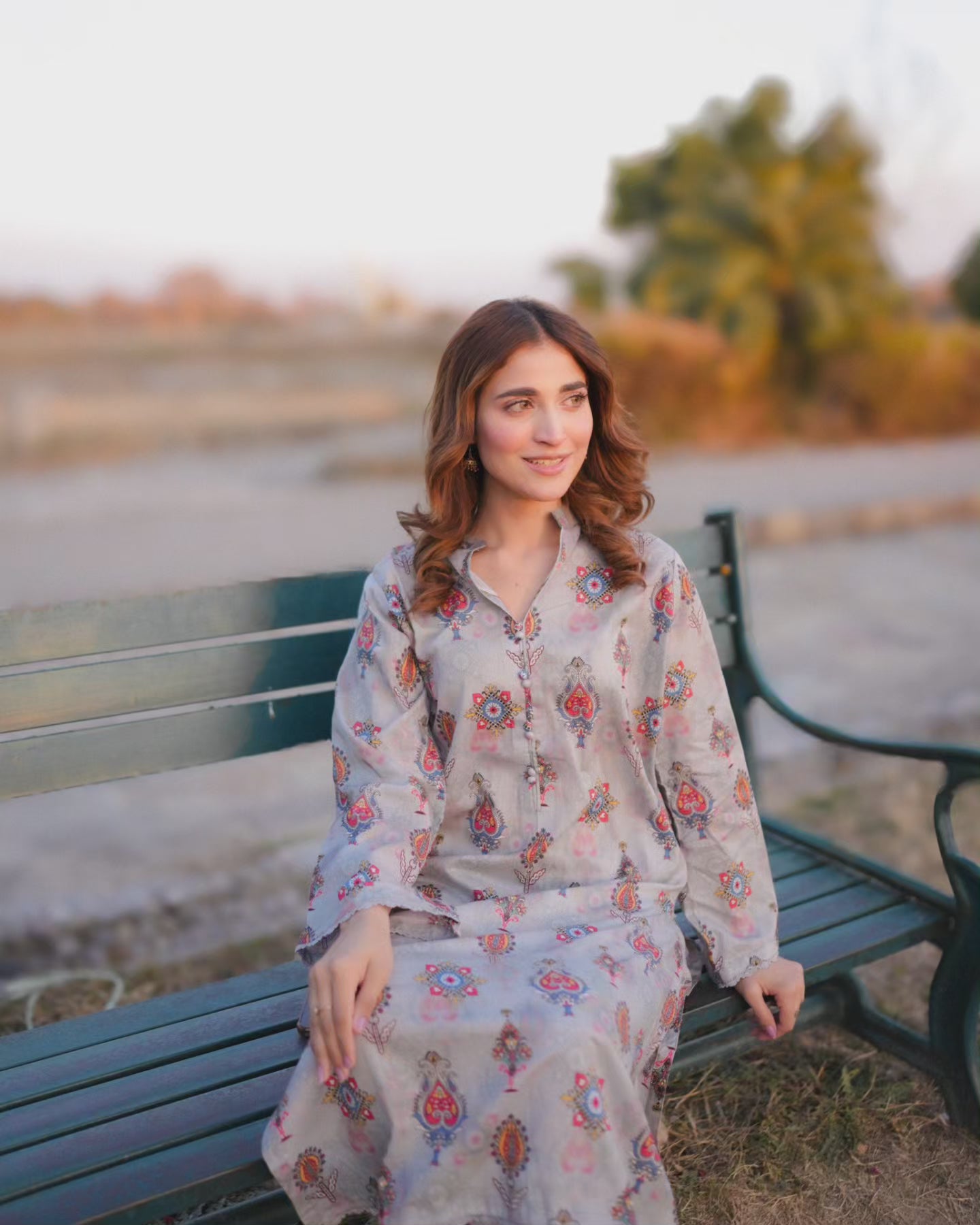 BinNoor Fab Lawn Stitched 2Pcs DE-LA05-P2-S041