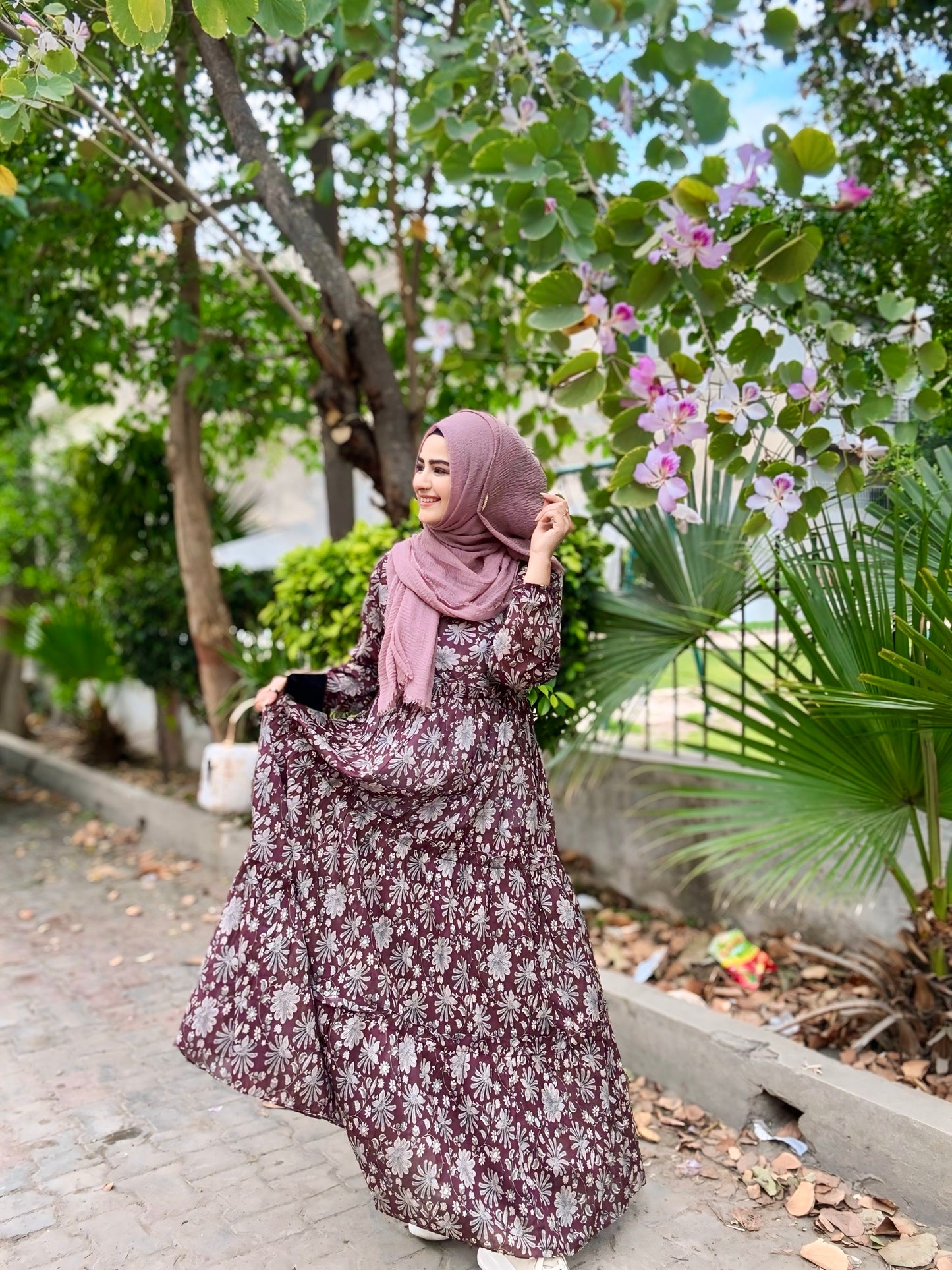 BinNoor Fab Lawn Stitched 2Pcs DE-LA08-P2-S081