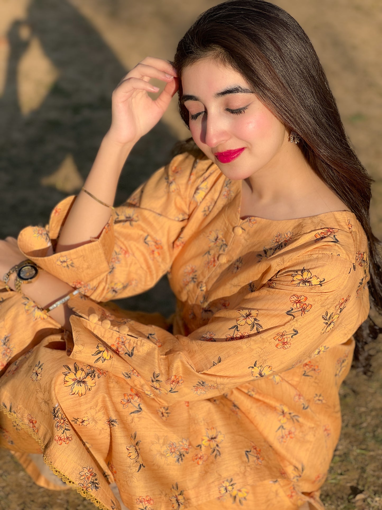 BinNoor Fab Lawn Stitched 2Pcs DE-LA05-P2-S038