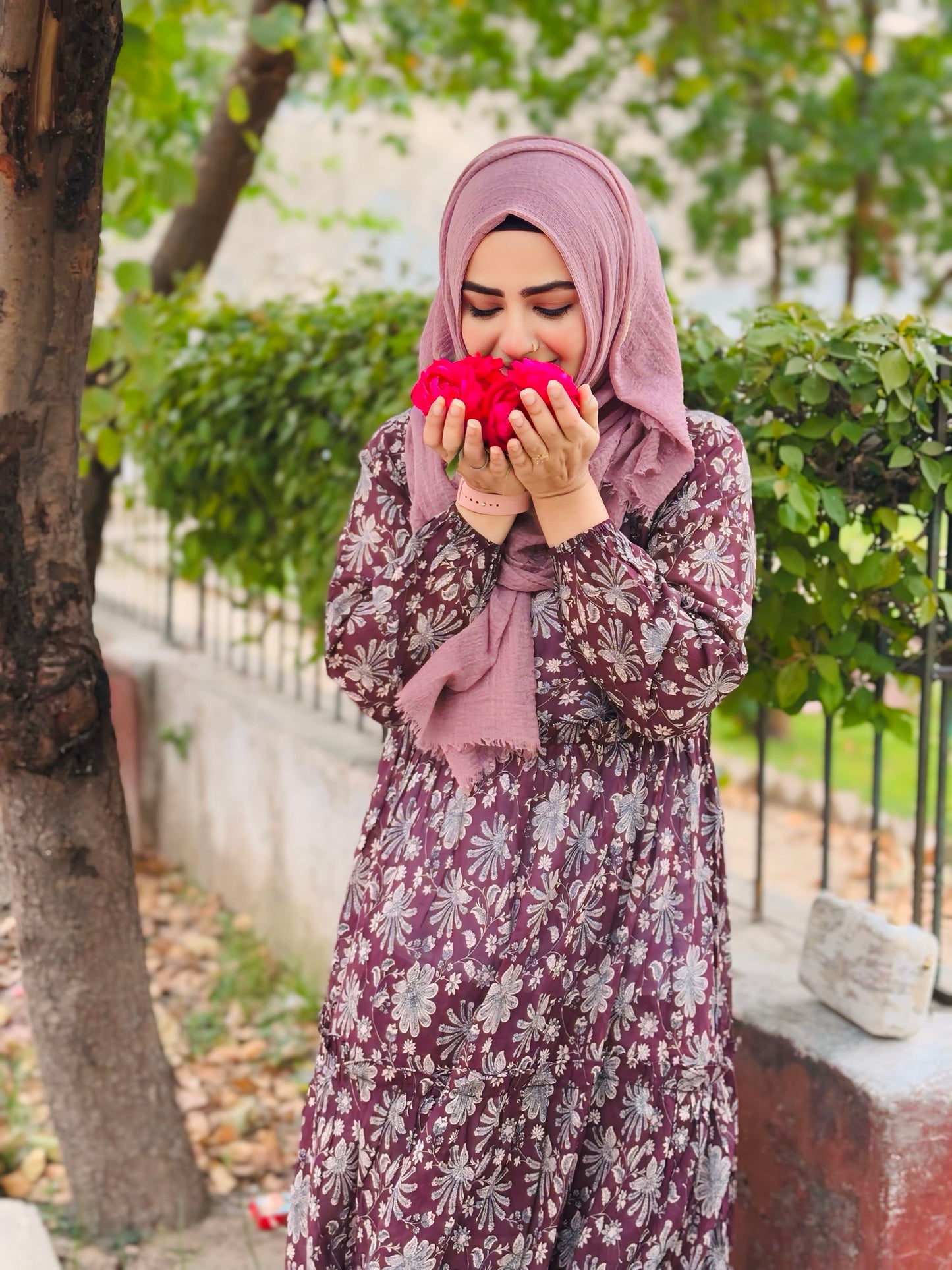 BinNoor Fab Lawn Stitched 2Pcs DE-LA08-P2-S081