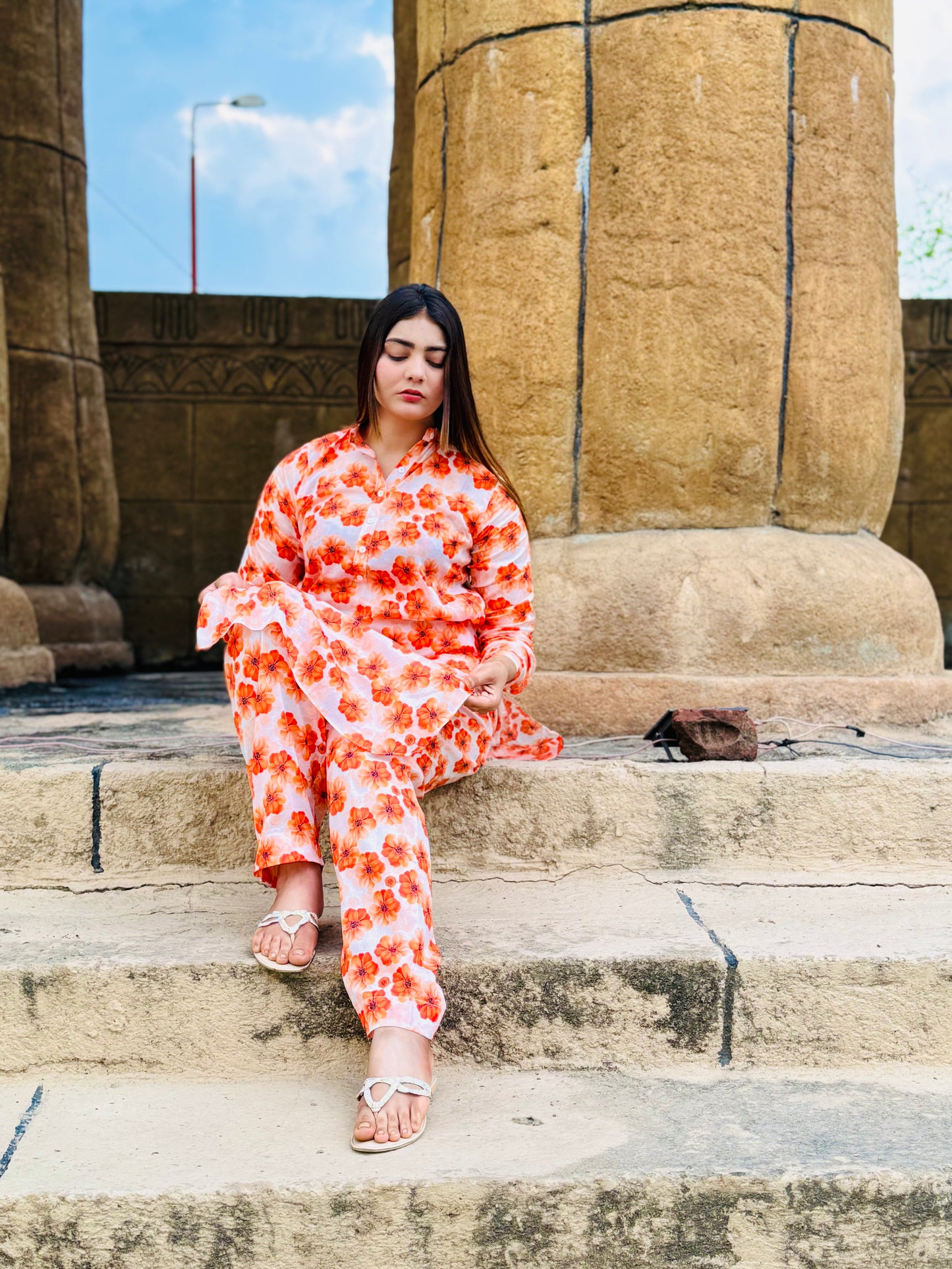 BinNoor Fab Lawn Stitched 2Pcs DE-LA08-P2-S072