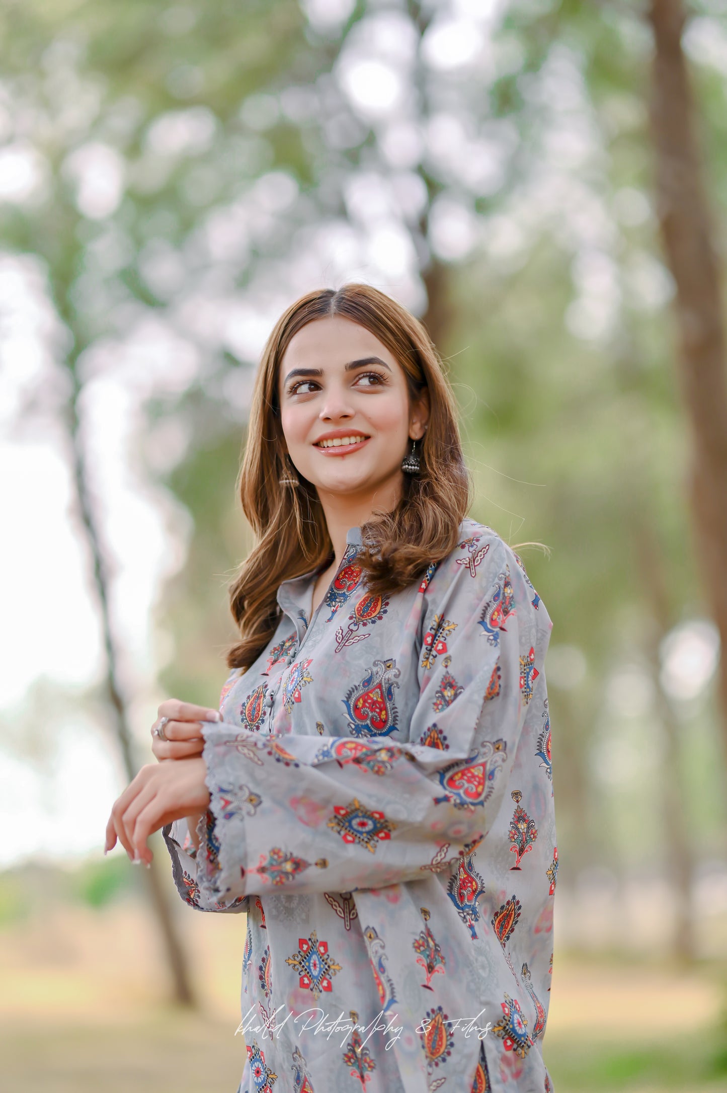 BinNoor Fab Lawn Stitched 2Pcs DE-LA05-P2-S041