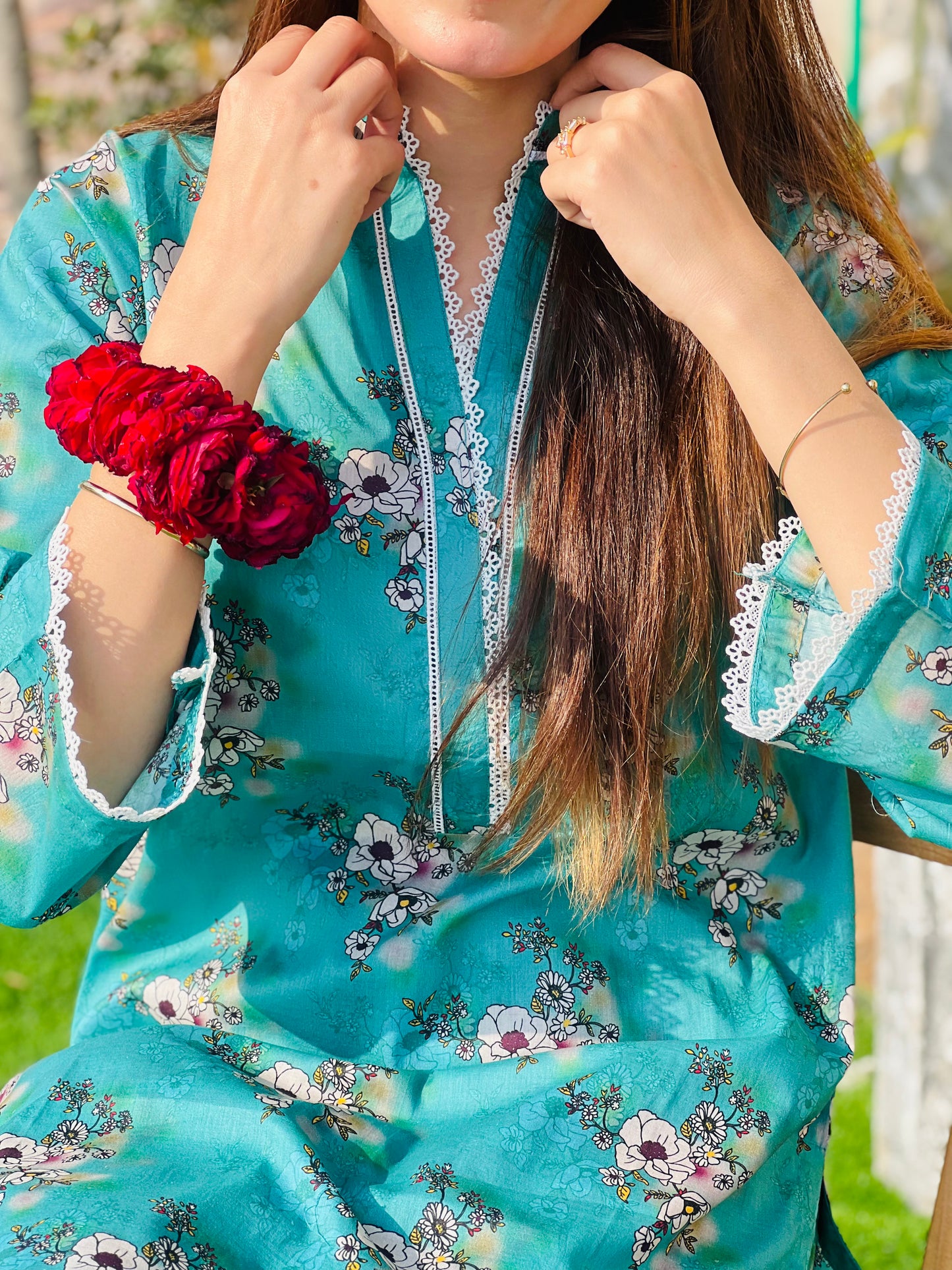 BinNoor Fab Lawn Stitched 2Pcs DE-LA05-P2-S031