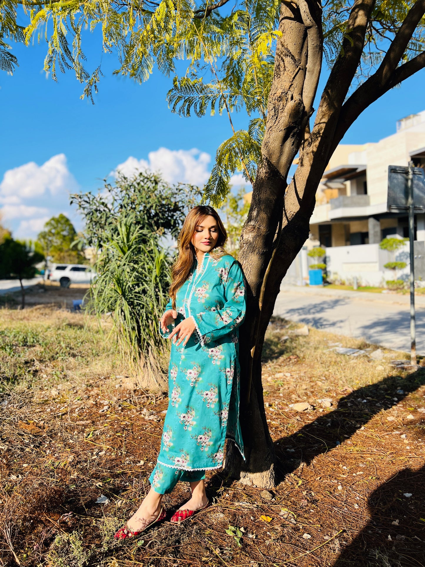 BinNoor Fab Lawn Stitched 2Pcs DE-LA05-P2-S031