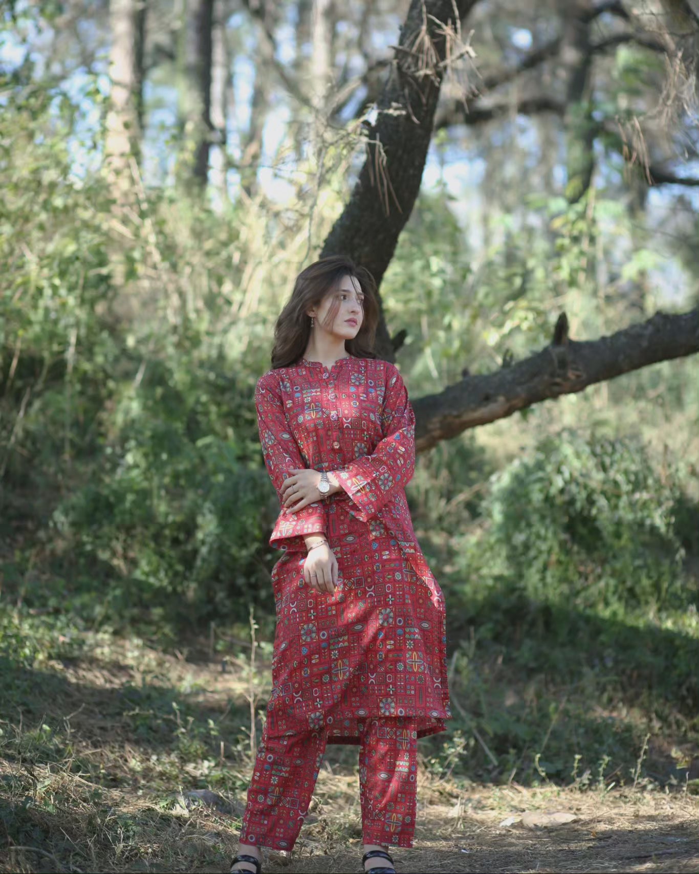 BinNoor Fab Lawn Stitched 2Pcs DE-LA05-P2-S039