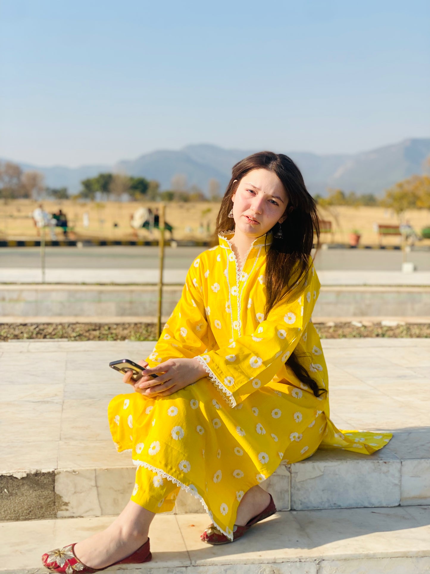 BinNoor Fab Lawn Stitched 2Pcs DE-LA05-P2-S032