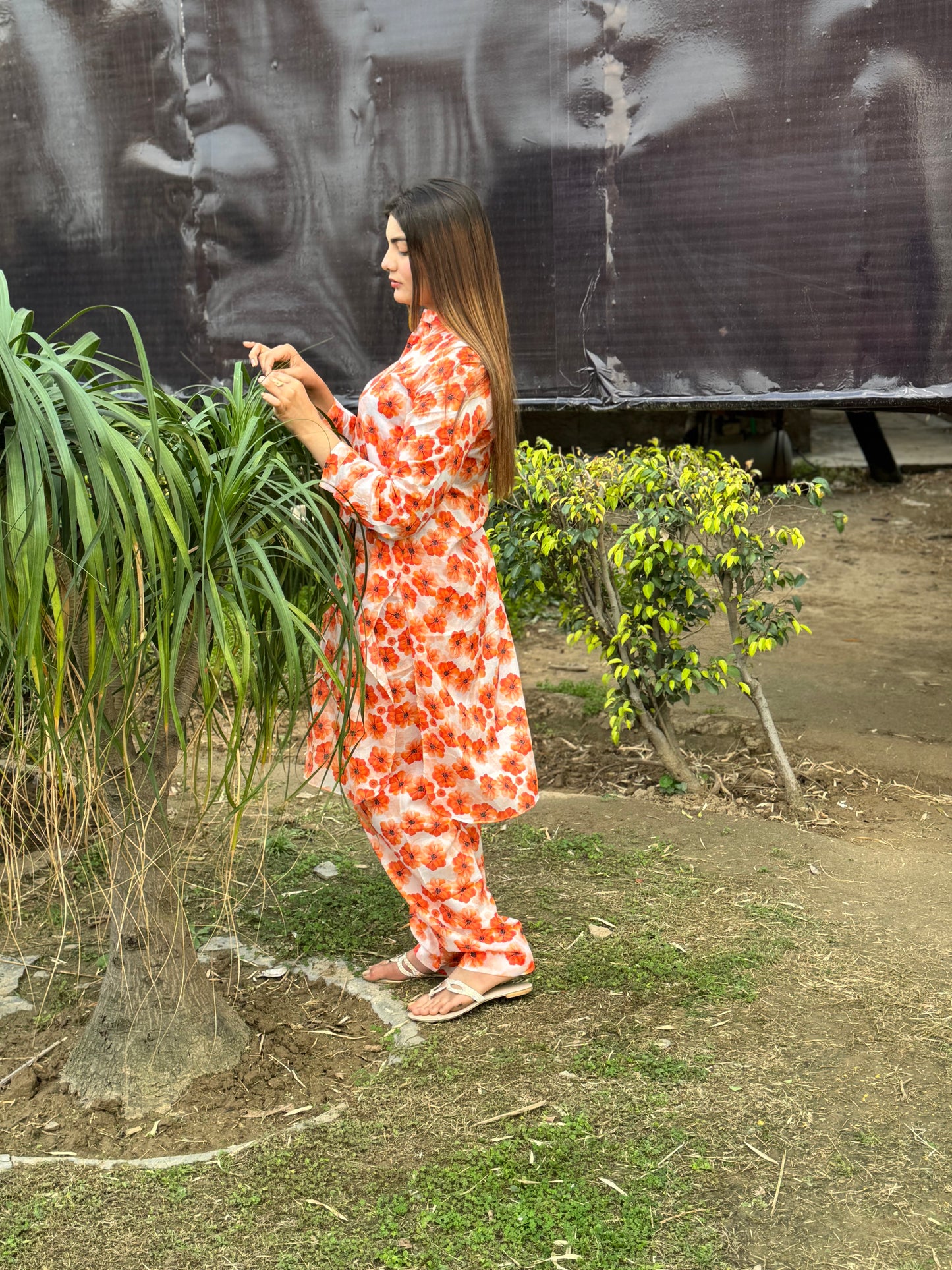 BinNoor Fab Lawn Stitched 2Pcs DE-LA08-P2-S072