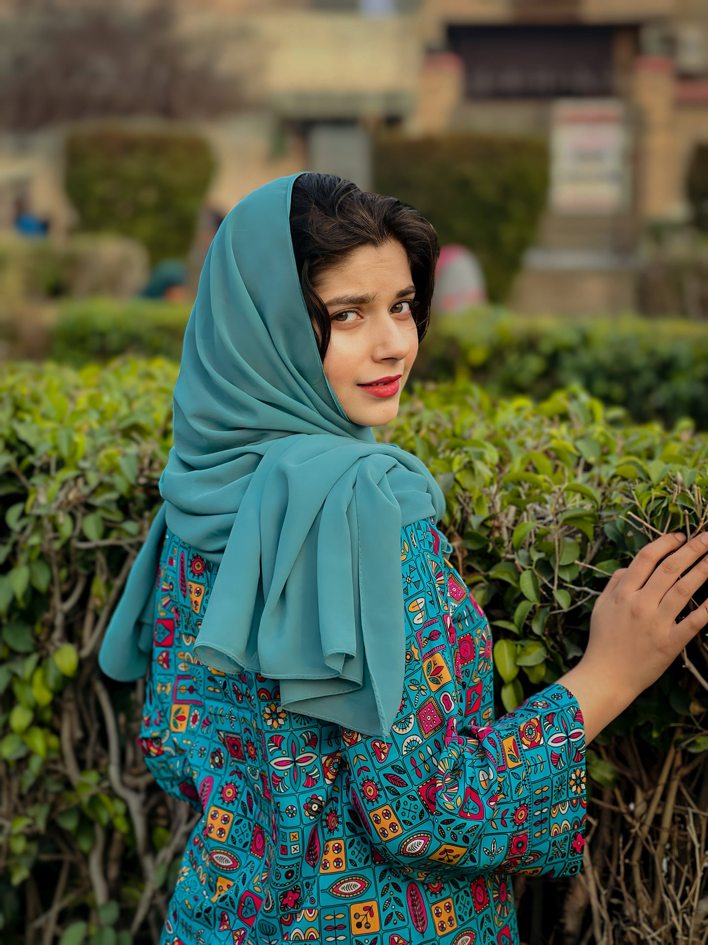 BinNoor Fab Lawn Stitched 2Pcs DE-LA05-P2-S037