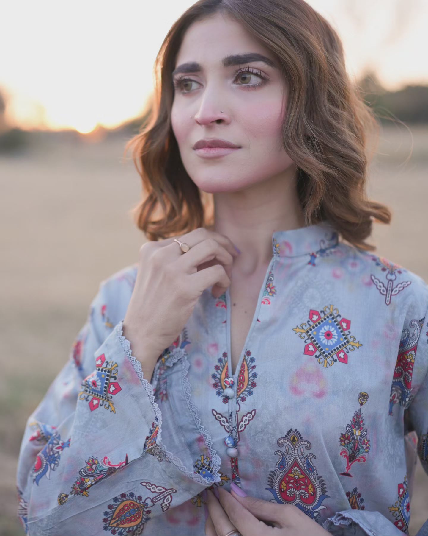 BinNoor Fab Lawn Stitched 2Pcs DE-LA05-P2-S041