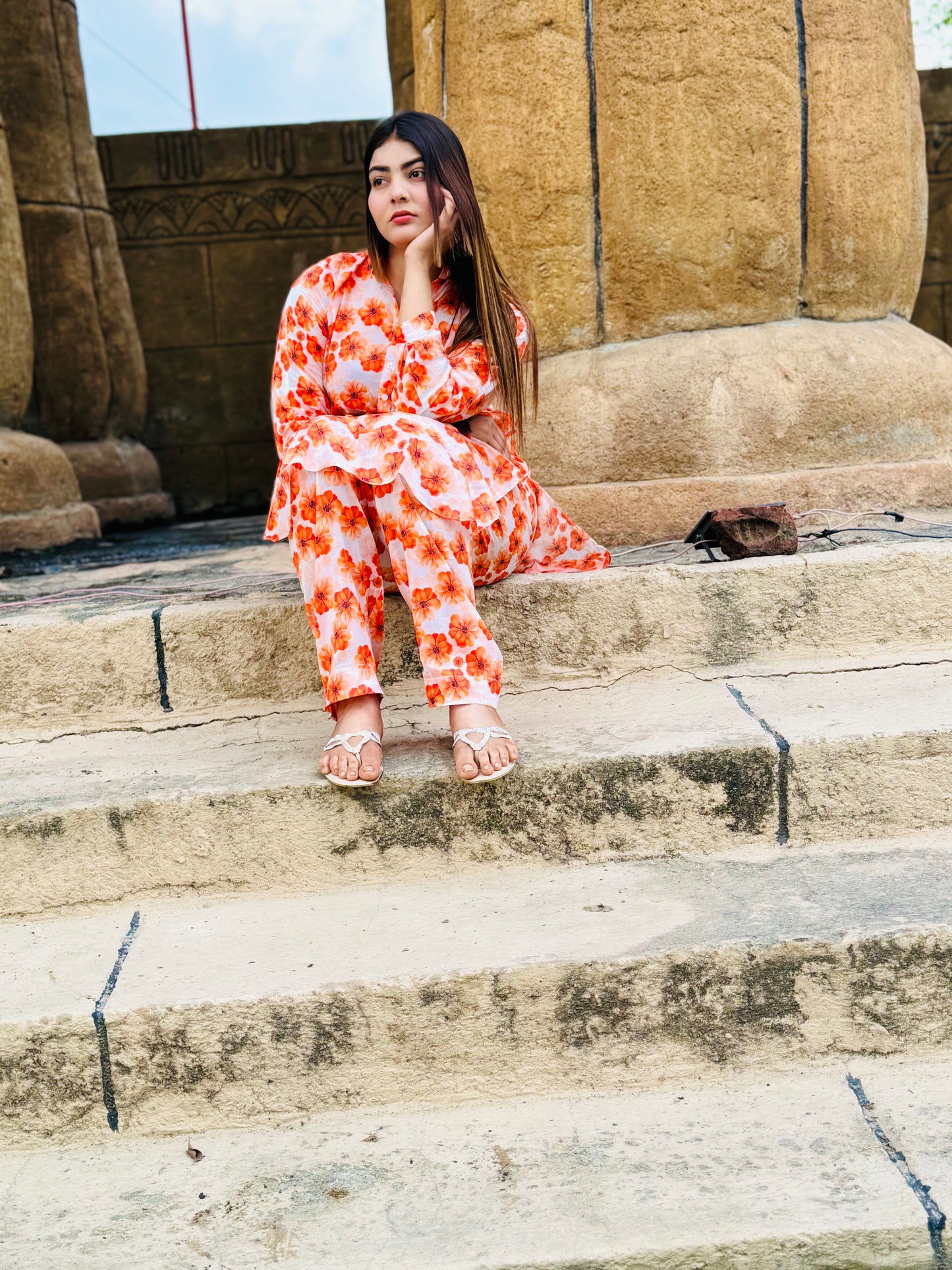 BinNoor Fab Lawn Stitched 2Pcs DE-LA08-P2-S072