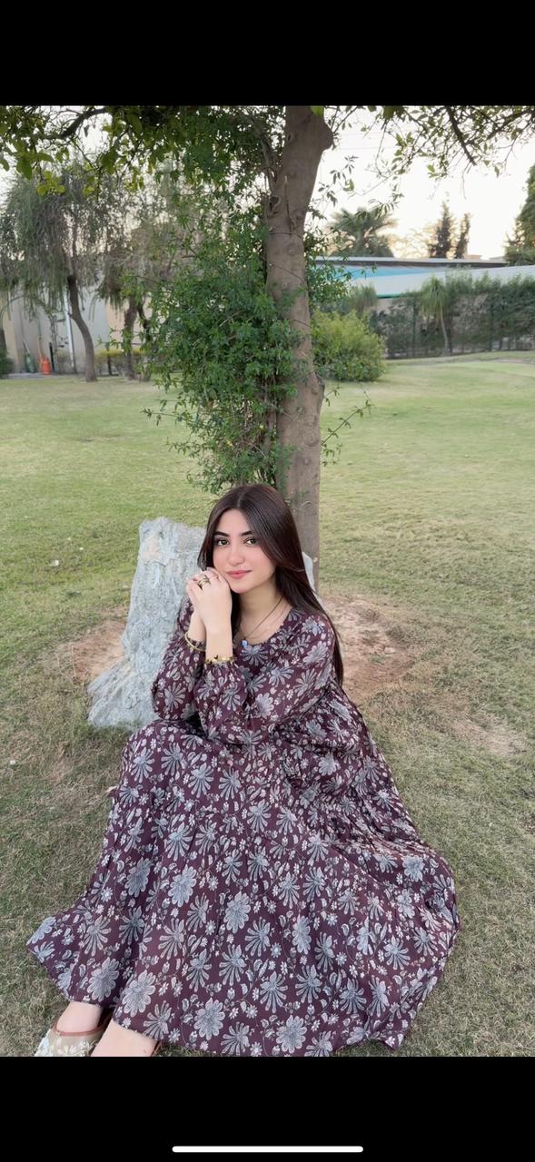 BinNoor Fab Lawn Stitched 2Pcs DE-LA08-P2-S081