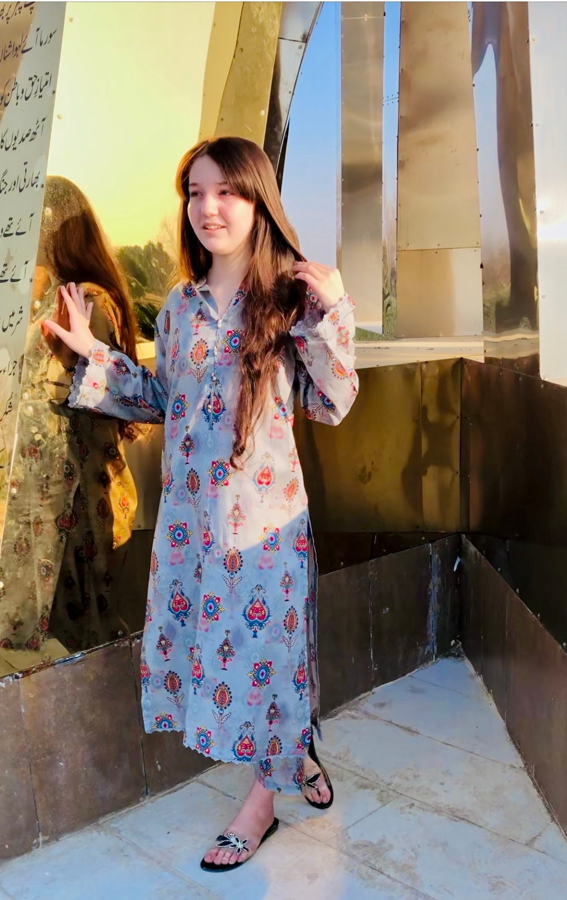 BinNoor Fab Lawn Stitched 2Pcs DE-LA05-P2-S041