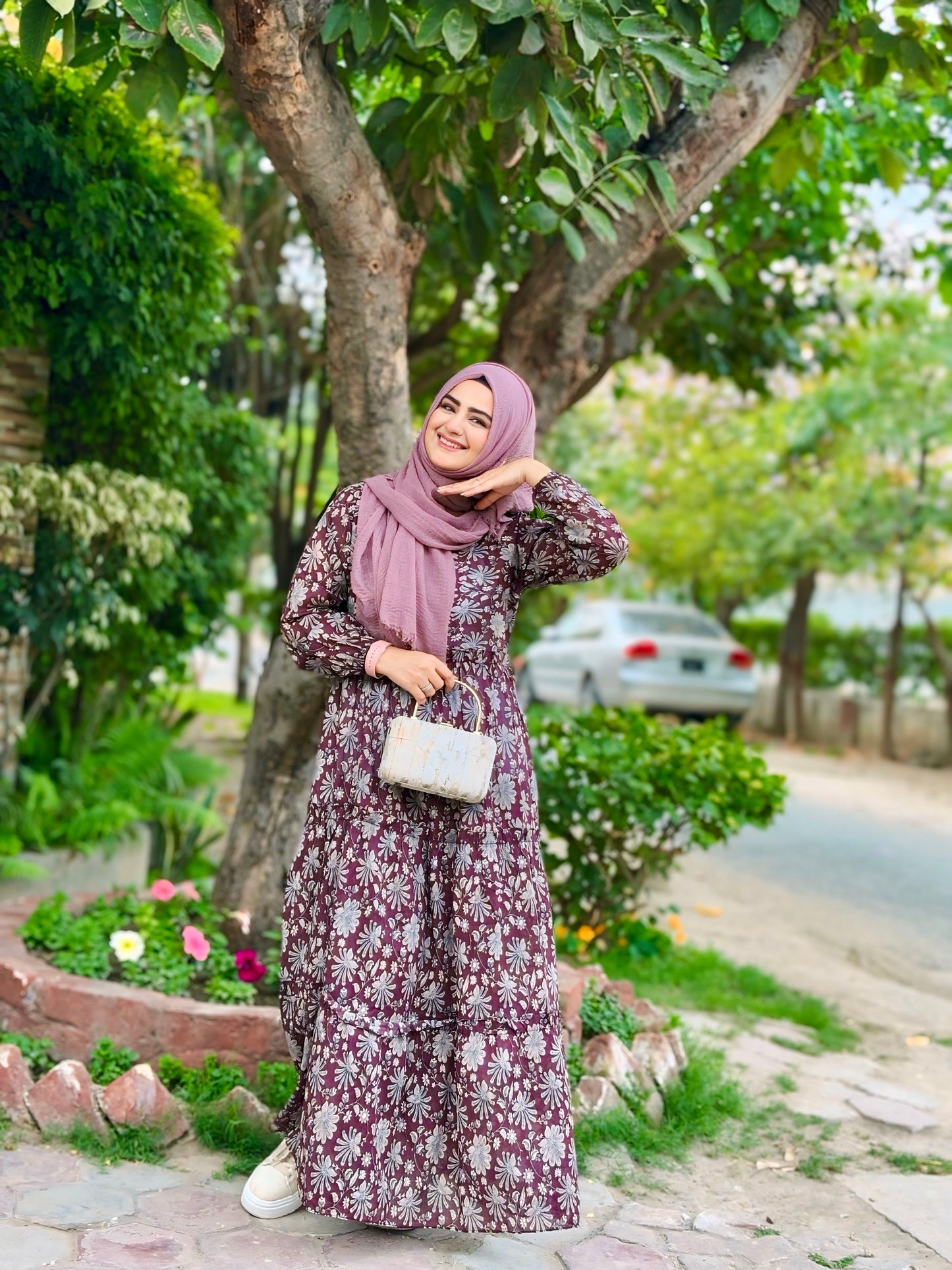 BinNoor Fab Lawn Stitched 2Pcs DE-LA08-P2-S081