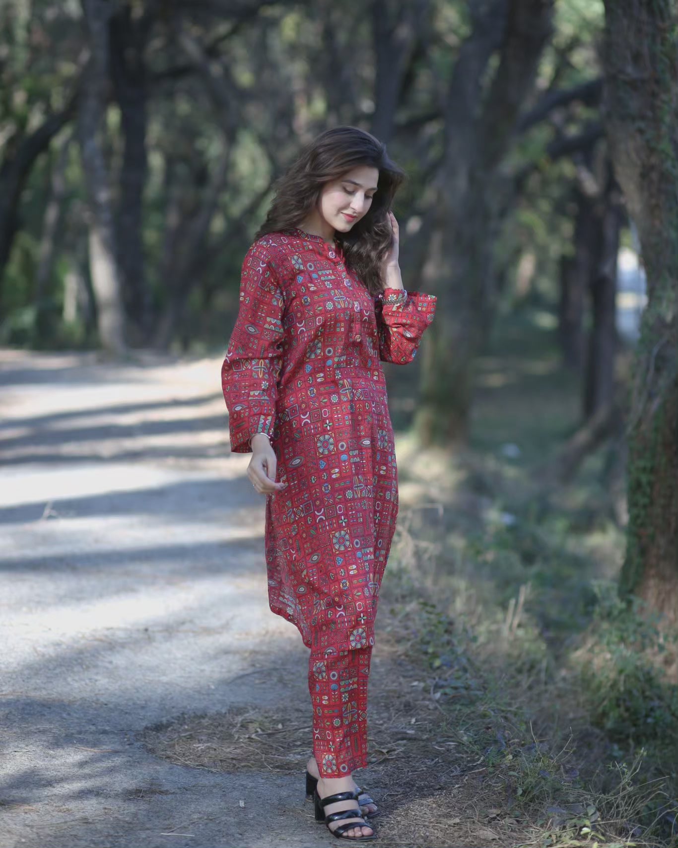 BinNoor Fab Lawn Stitched 2Pcs DE-LA05-P2-S039